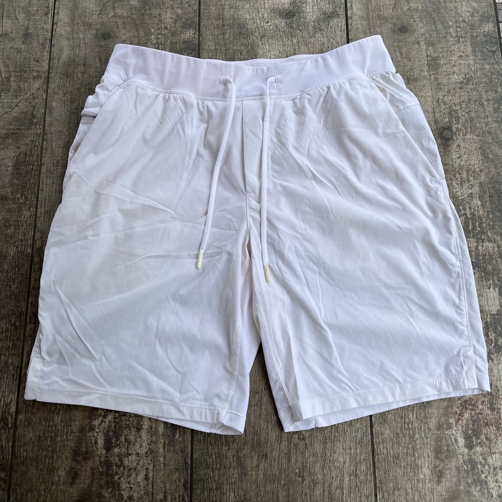 LuluLemon Men’s T.H.E. Shorts 9”